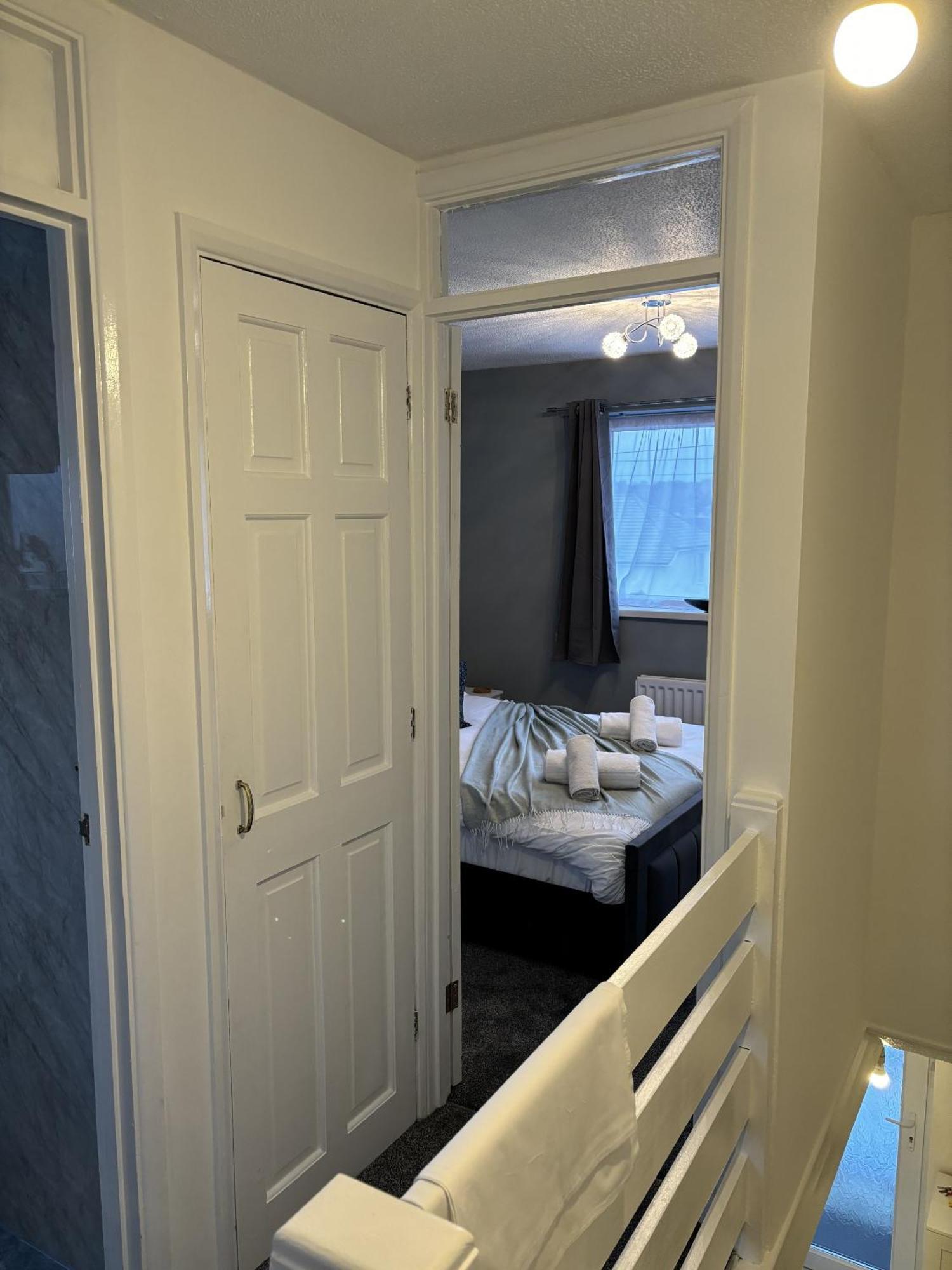 Cosy Corner - 2 Beds, Free Parking, Next To Southampton General Hospital Villa Buitenkant foto
