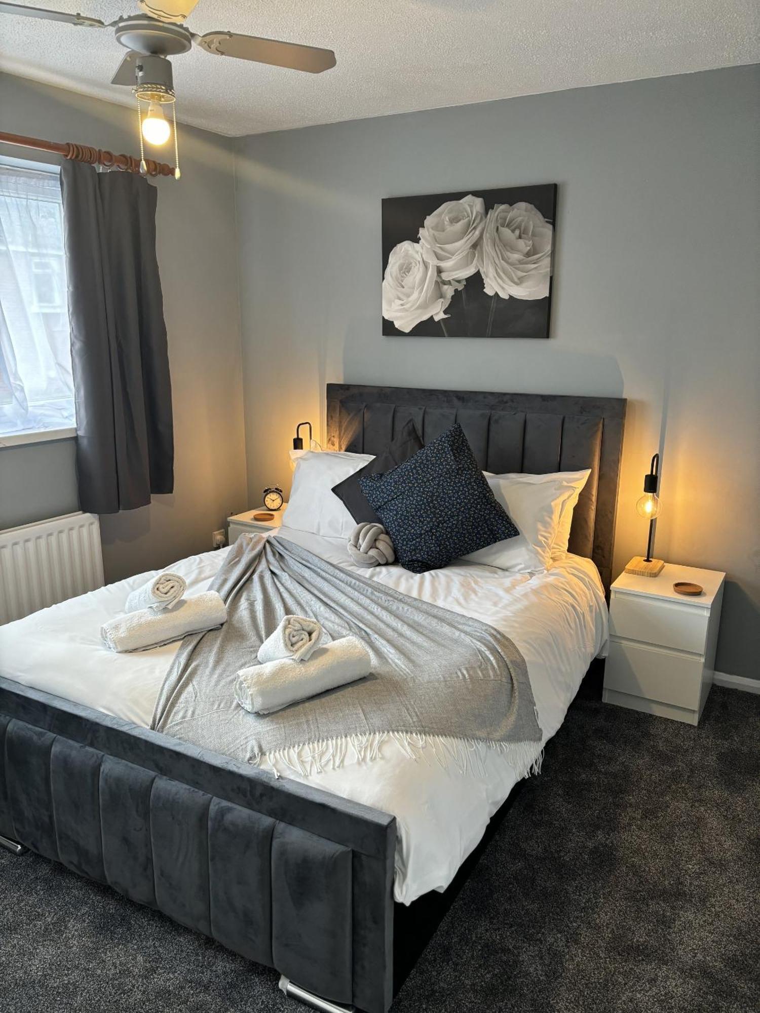Cosy Corner - 2 Beds, Free Parking, Next To Southampton General Hospital Villa Buitenkant foto
